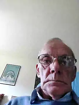 Snapshot of Ferret7777 chatting on October 11, 2:37 pm Ferret7777 online show from October 11, 2:37 pm