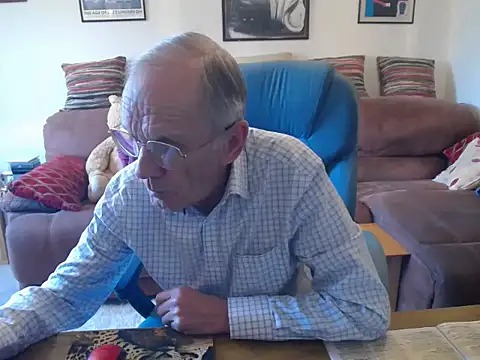 Snapshot of Ferret7777 chatting on October 15, 12:38 pm Ferret7777 online show from October 15, 12:38 pm