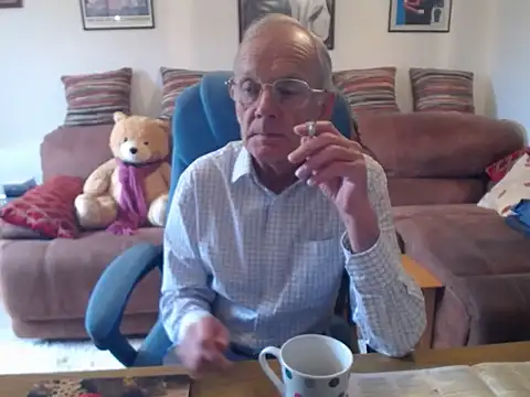 Snapshot of Ferret7777 chatting on October 18, 11:00 am Ferret7777 online show from October 18, 11:00 am