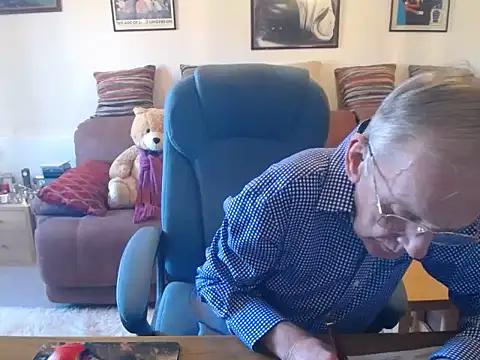 Snapshot of Ferret7777 chatting on October 25, 10:01 am Ferret7777 online show from October 25, 10:01 am