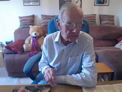 Snapshot of Ferret7777 chatting on October 29, 2:52 pm Ferret7777 online show from October 29, 2:52 pm