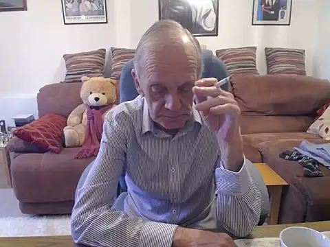 Snapshot of Ferret7777 chatting on November 1, 9:22 am Ferret7777 online show from November 1, 9:22 am