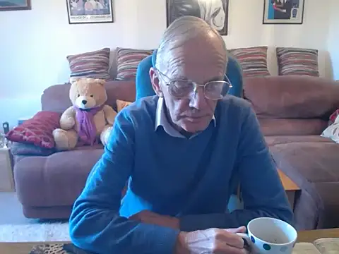 Snapshot of Ferret7777 chatting on November 19, 9:31 am Ferret7777 online show from November 19, 9:31 am