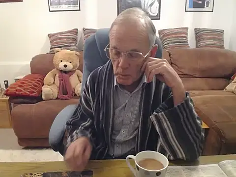 Snapshot of Ferret7777 chatting on November 27, 4:09 pm Ferret7777 online show from November 27, 4:09 pm