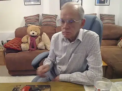 Snapshot of Ferret7777 chatting on December 1, 7:08 pm Ferret7777 online show from December 1, 7:08 pm