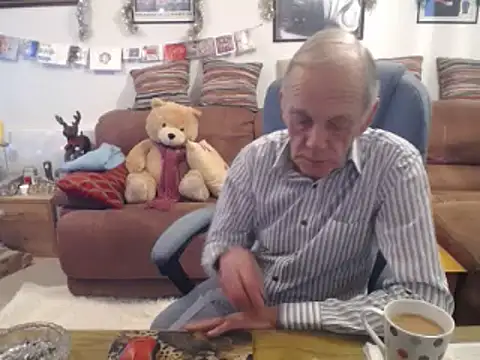 Snapshot of Ferret7777 chatting on December 22, 8:06 pm Ferret7777 online show from December 22, 8:06 pm