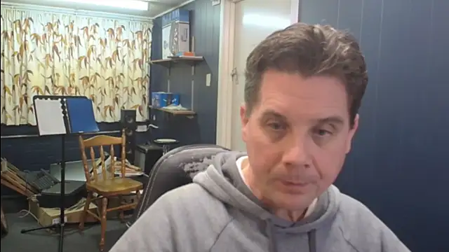 tilobinder online show from July 24, 2:04 pm