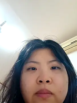 hello098712 online show from December 31, 10:23 pm