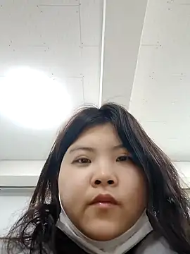 hello098712 online show from January 17, 5:53 am