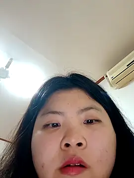 hello098712 online show from January 24, 11:59 am