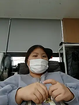 hello098712 online show from October 2, 3:24 am