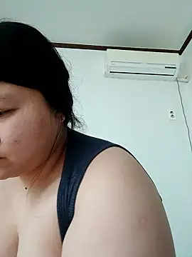 hello098712 online show from November 14, 9:19 am