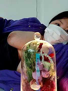 hello098712 online show from November 28, 9:12 am