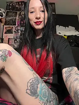 MissMidnightUK online show from May 12, 11:46 pm