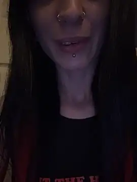 MissMidnightUK online show from May 15, 10:50 pm