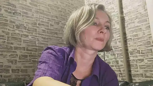 EdithManning online show from December 16, 1:32 pm