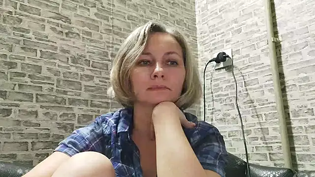 EdithManning online show from December 20, 5:29 pm
