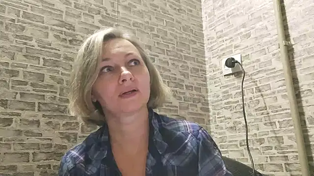 EdithManning online show from January 8, 2:03 pm