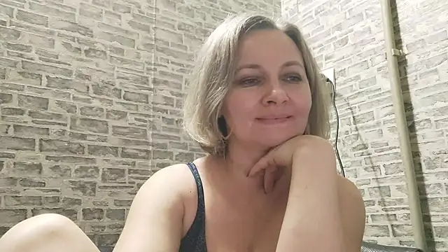 EdithManning online show from January 28, 4:19 pm