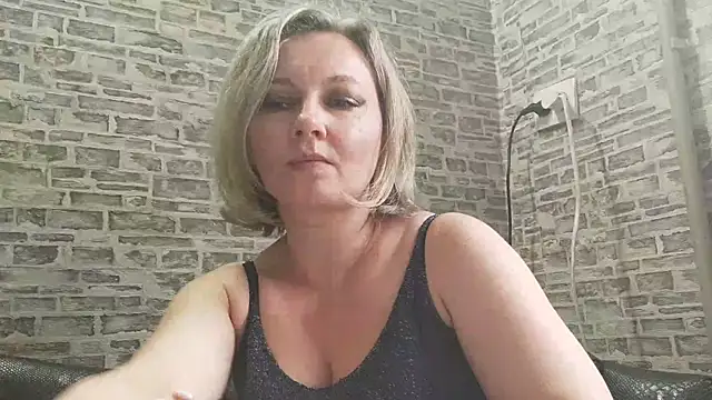 EdithManning online show from March 14, 12:07 pm