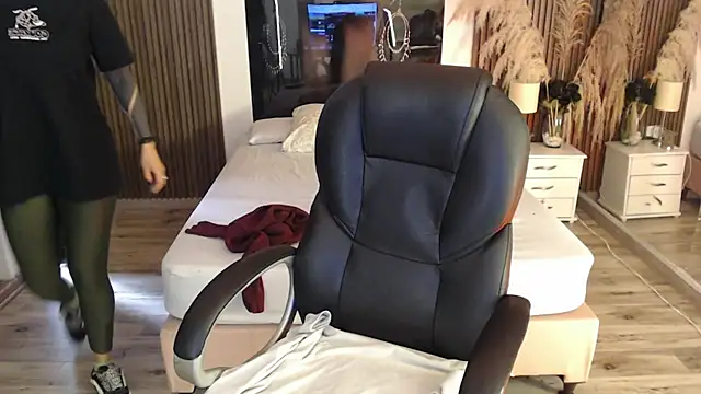 Snapshot of Sam_mansson66 chatting on February 26, 2:27 pm Sam mansson66 online show from February 26, 2:27 pm