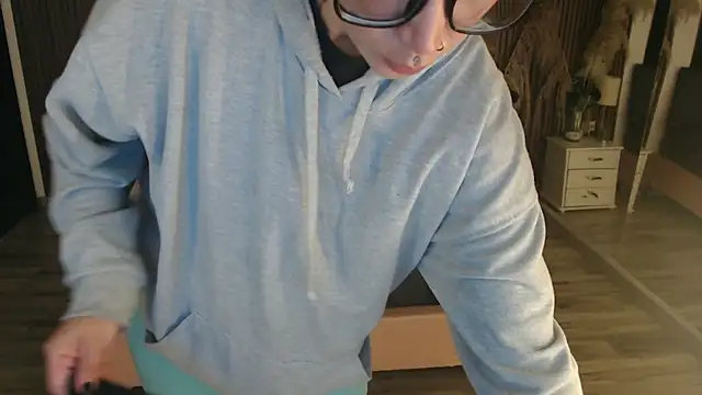 Snapshot of Sam_mansson66 chatting on March 2, 12:12 pm Sam mansson66 online show from March 2, 12:12 pm