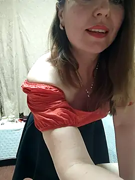 Snapshot of VselenaSun402 chatting on February 18, 12:34 pm VselenaSun402 online show from February 18, 12:34 pm