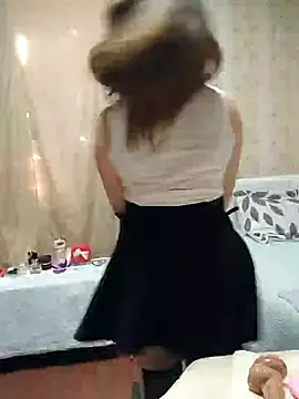 Snapshot of VselenaSun402 chatting on March 7, 1:30 pm VselenaSun402 online show from March 7, 1:30 pm