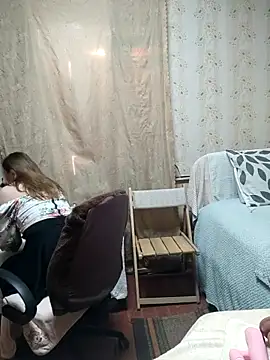 Snapshot of VselenaSun402 chatting on March 26, 12:00 pm VselenaSun402 online show from March 26, 12:00 pm