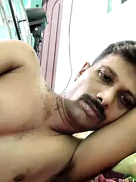 Snapshot of Tamildickxxx chatting on December 7, 3:36 am Tamildickxxx online show from December 7, 3:36 am