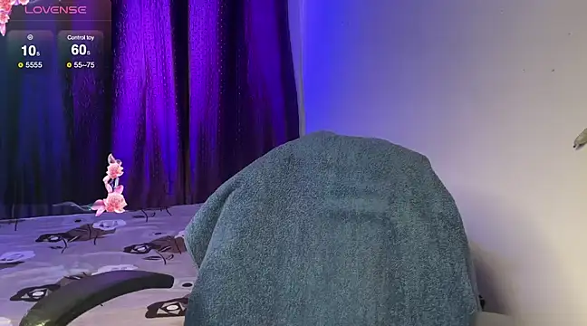 Snappy girl online show from February 11, 6:55 pm