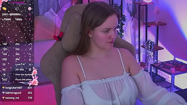 Snapshot of KellyPoter chatting on February 15, 8:27 pm KellyPoter online show from February 15, 8:27 pm