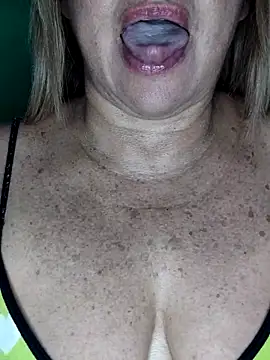 Kasandra Ho online show from September 20, 1:06 am