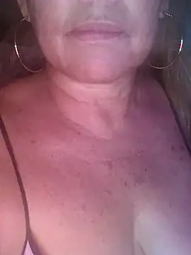 Snapshot of Kasandra_Ho chatting on February 15, 2:19 am Kasandra Ho online show from February 15, 2:19 am