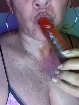 Snapshot of Kasandra_Ho chatting on February 15, 6:04 pm Kasandra Ho online show from February 15, 6:04 pm