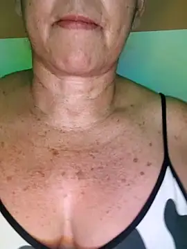 Snapshot of Kasandra_Ho chatting on February 28, 1:39 am Kasandra Ho online show from February 28, 1:39 am