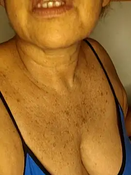 Snapshot of Kasandra_Ho chatting on March 18, 1:31 am Kasandra Ho online show from March 18, 1:31 am