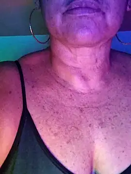 Snapshot of Kasandra_Ho chatting on March 23, 2:43 pm Kasandra Ho online show from March 23, 2:43 pm