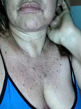 Snapshot of Kasandra_Ho chatting on March 28, 2:22 am Kasandra Ho online show from March 28, 2:22 am