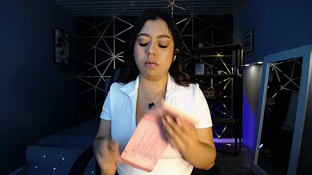 Lea velle online show from October 13, 4:45 am