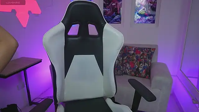 CattleyaScaly online show from September 27, 7:30 pm