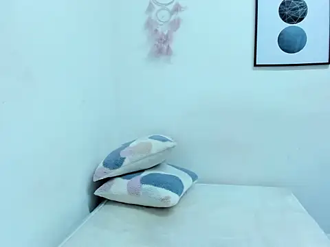 Abriil7 online show from September 27, 9:14 am