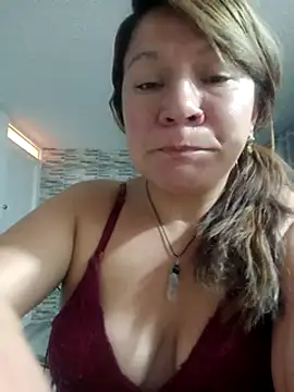 Skylar-Vox- online show from February 14, 3:33 am