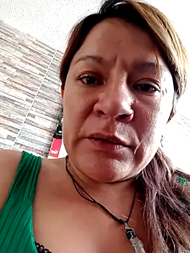 Skylar-Vox- online show from February 14, 8:15 pm