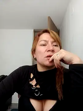 Skylar-Vox- online show from February 26, 3:08 pm