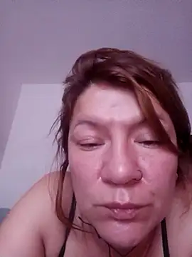 Skylar-Vox- online show from March 4, 11:19 am