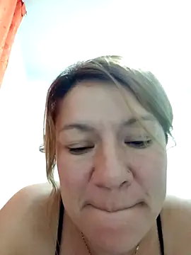 Skylar-Vox- online show from October 18, 4:48 am