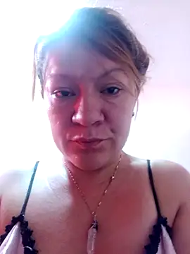 Skylar-Vox- online show from October 24, 2:35 pm