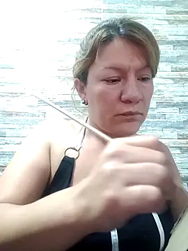 Skylar-Vox- online show from October 29, 10:39 am