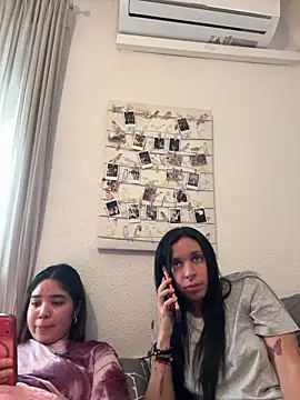 daniniescobarr online show from March 26, 1:17 pm